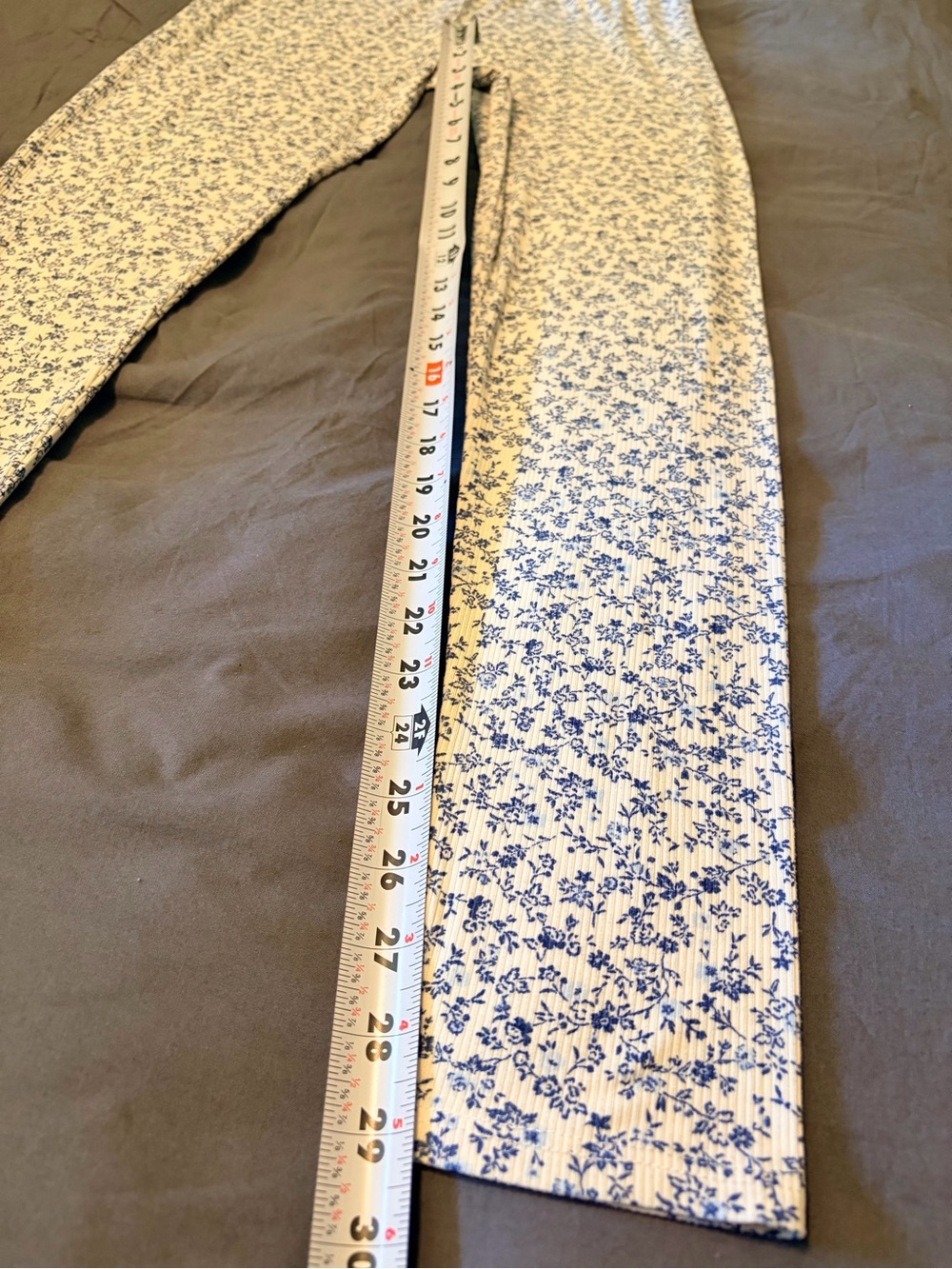 Nanette Lepore Floral Leggings - Picture 2 of 9